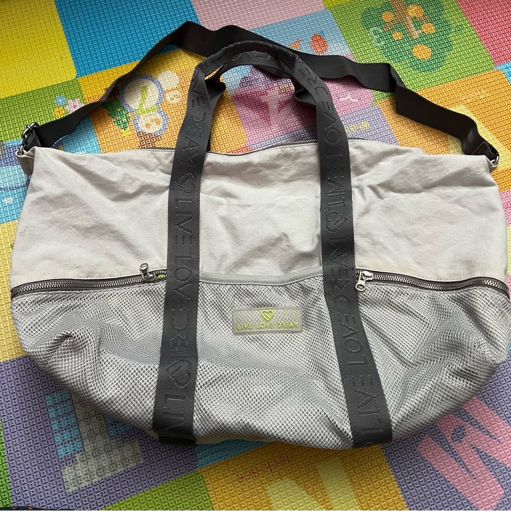 AEROPOSTALE LIVE LOVE DREAM Duffle Bag